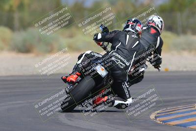 media/Sep-25-2023-Moto Forza (Mon) [[81ffa65e0a]]/B-C Group/Session 4 (Turn 2 Backside)/